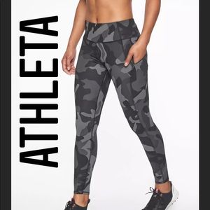 NWOT Athleta Camo Contender 7/8 Tight